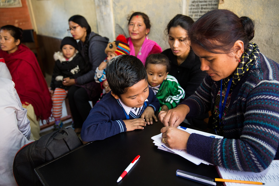 Before they can enroll in the study, the child and their guardian see a trained counsellor who makes sure that they understand what the study involves, and answers any questions they may have. If the guardian is unable to read, the counsellors make sure to read the participant information booklet to them.