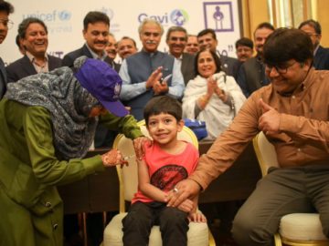 Young boy in Sindh Province, Pakistan, receives TCV at the campaign launch ceremony November 15, 2019.