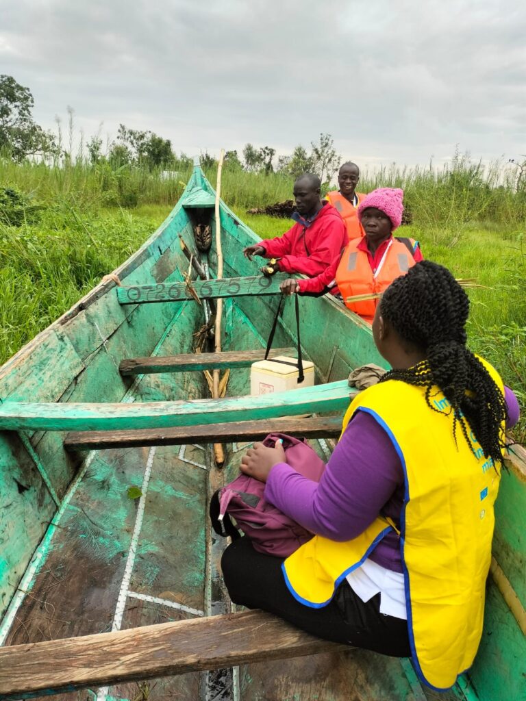 Campaign workers traveled by boat to reach Madua Primary School in Busia County, Kenya, during Kenya’s TCV introduction campaign in 2025. 